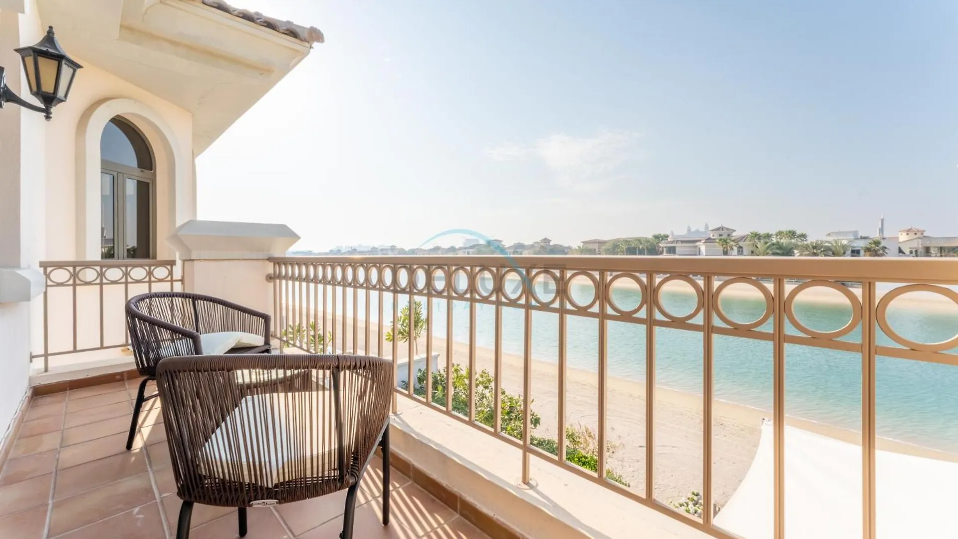 Beachfront 6Br And Assistant'S Room Villa With Private Pool, Palm Villa, Palm Jumeirah By Deluxe Holiday Homes Dubaï Émirats arabes unis