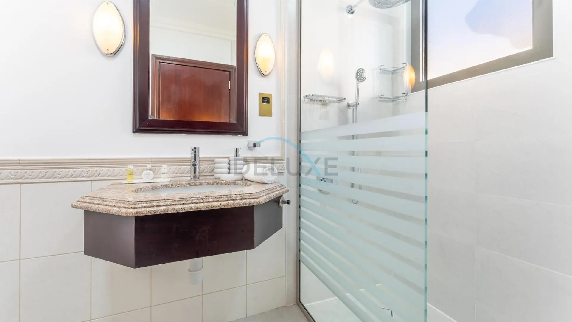 Beachfront 6Br And Assistant'S Room Villa With Private Pool, Palm Villa, Palm Jumeirah By Deluxe Holiday Homes Dubai 0*,  United Arab Emirates