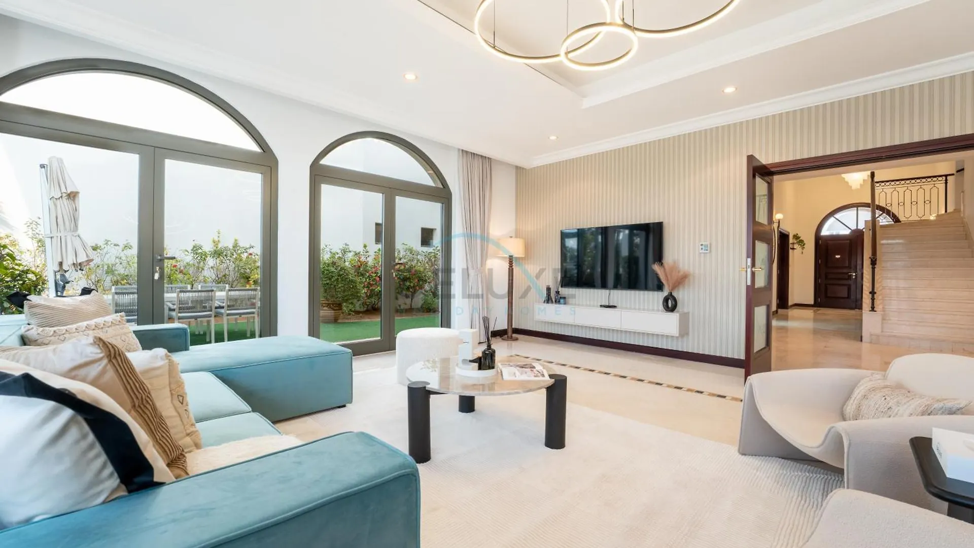 Beachfront 6Br And Assistant'S Room Villa With Private Pool, Palm Villa, Palm Jumeirah By Deluxe Holiday Homes Dubai