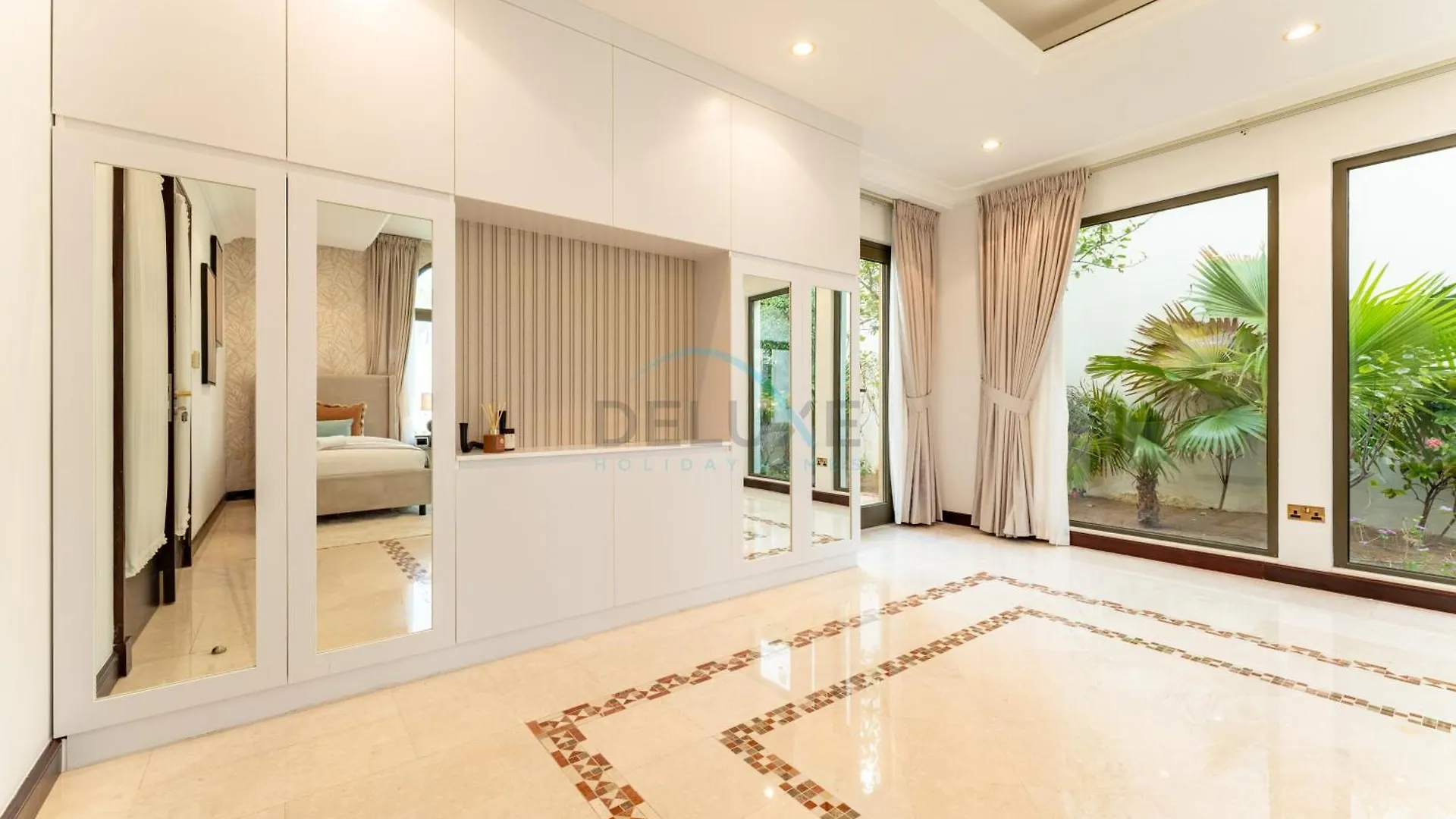 Beachfront 6Br And Assistant'S Room Villa With Private Pool, Palm Villa, Palm Jumeirah By Deluxe Holiday Homes Dubai