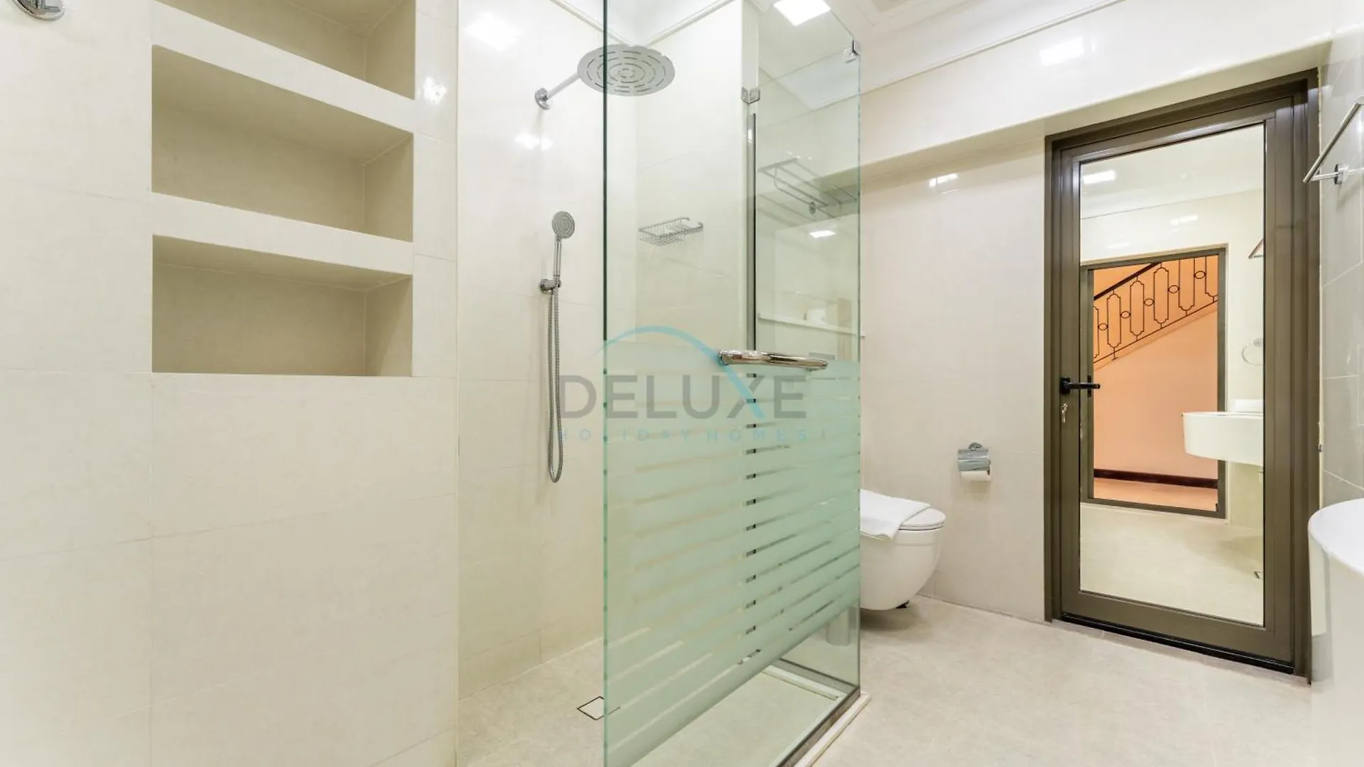 Beachfront 6Br And Assistant'S Room Villa With Private Pool, Palm Villa, Palm Jumeirah By Deluxe Holiday Homes Dubai United Arab Emirates