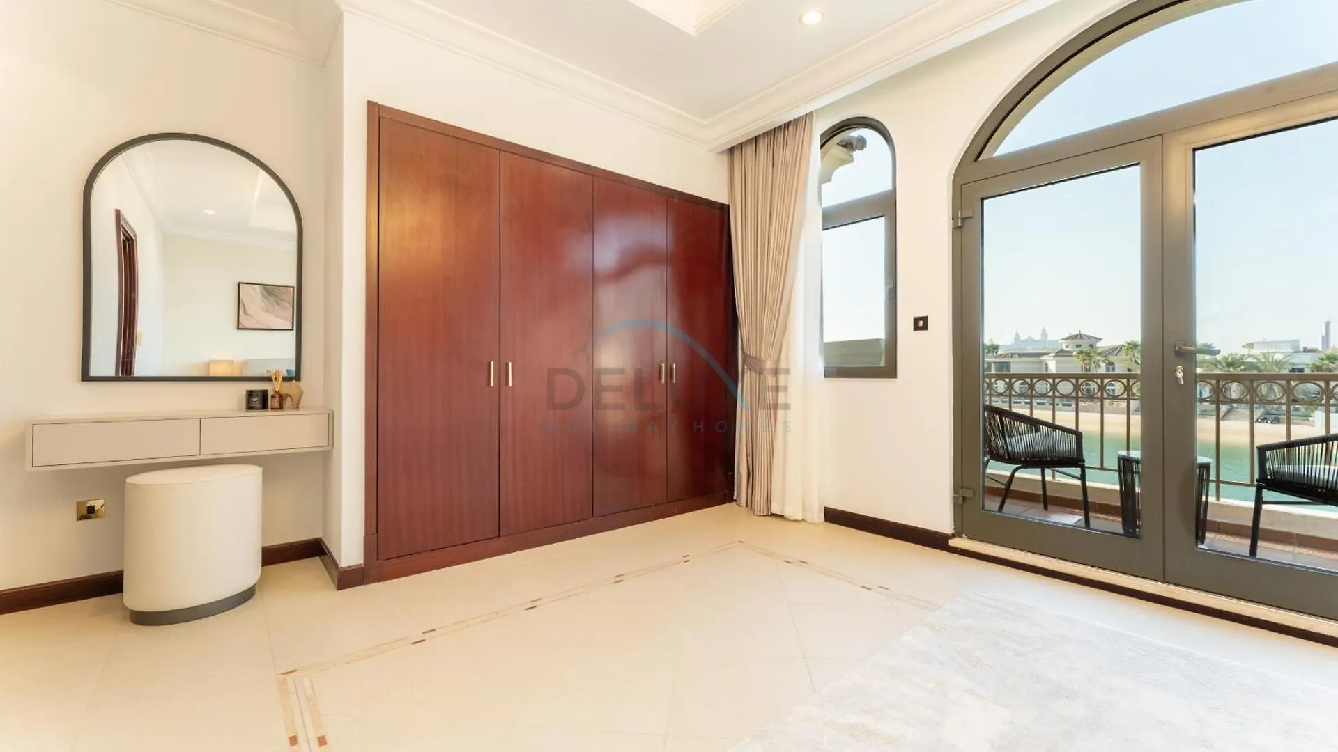 Beachfront 6Br And Assistant'S Room Villa With Private Pool, Palm Villa, Palm Jumeirah By Deluxe Holiday Homes Dubai