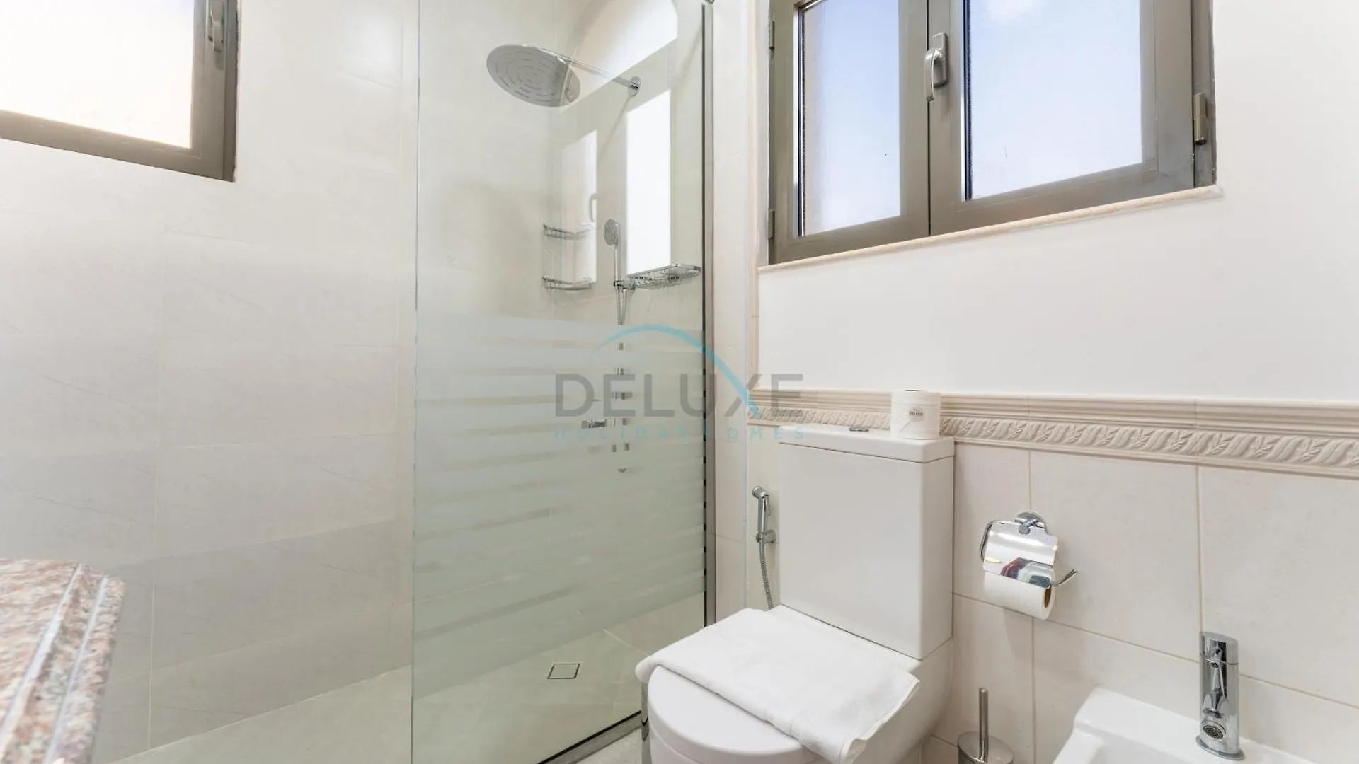 Beachfront 6Br And Assistant'S Room Villa With Private Pool, Palm Villa, Palm Jumeirah By Deluxe Holiday Homes Dubai