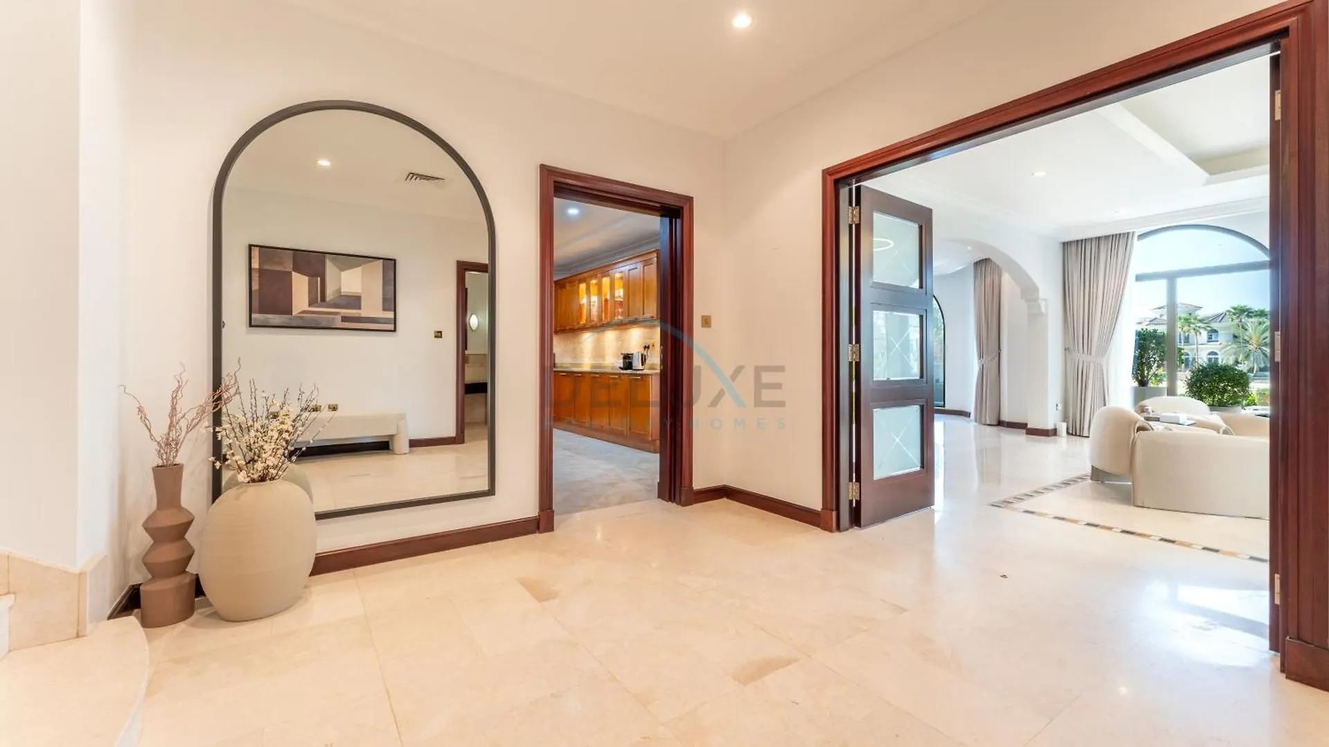 Beachfront 6Br And Assistant'S Room Villa With Private Pool, Palm Villa, Palm Jumeirah By Deluxe Holiday Homes Dubai