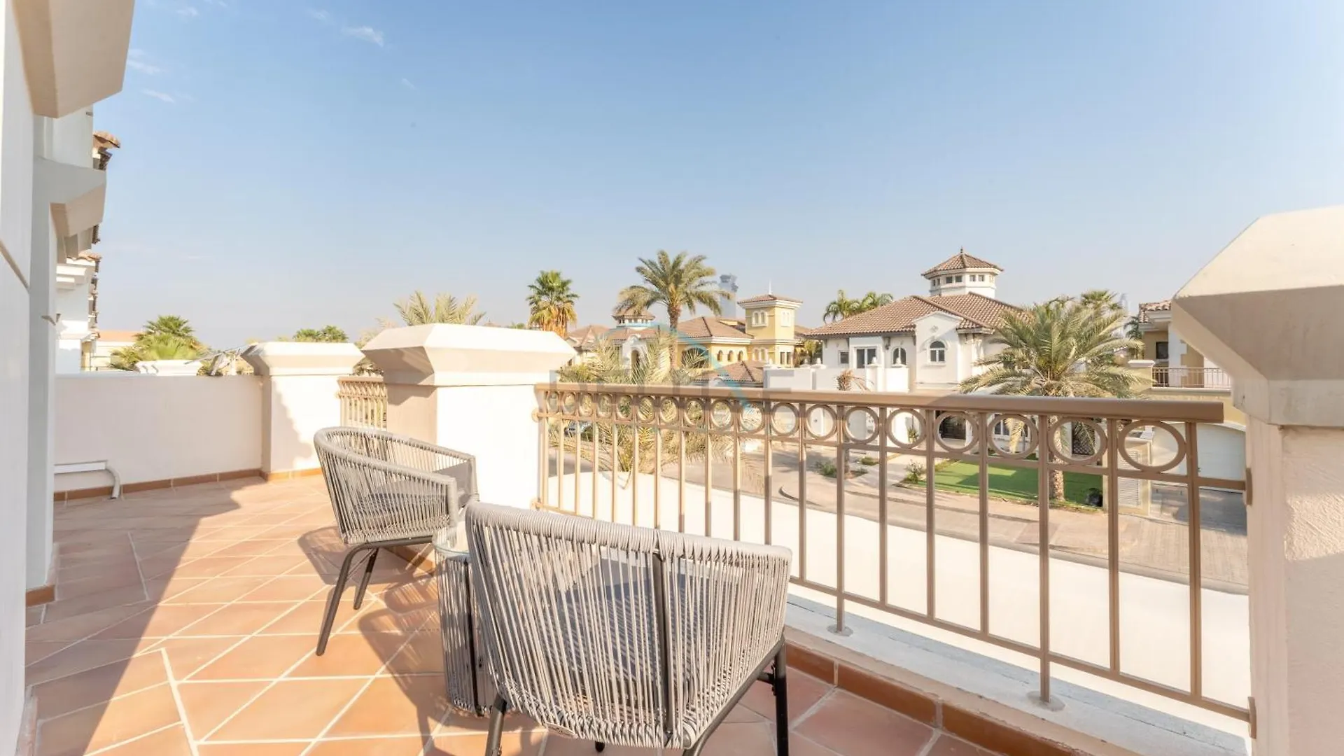 Beachfront 6Br And Assistant'S Room Villa With Private Pool, Palm Villa, Palm Jumeirah By Deluxe Holiday Homes Dubai