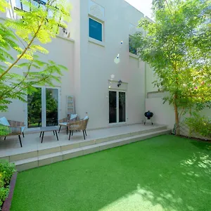 Alh Vacay - Al Furjan Quortaj 3br Villa