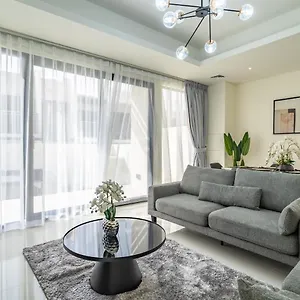 Primestay - Damac Hills 2 Aster Villa