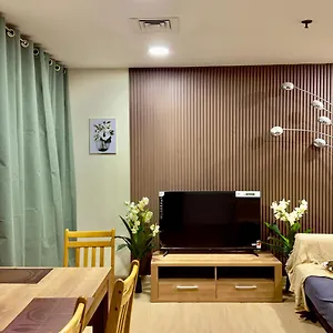  Проживание в семье Devine Homes Jbr Marina